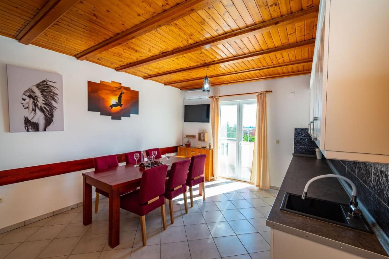 Villa Eagle Benkovac Esterno foto