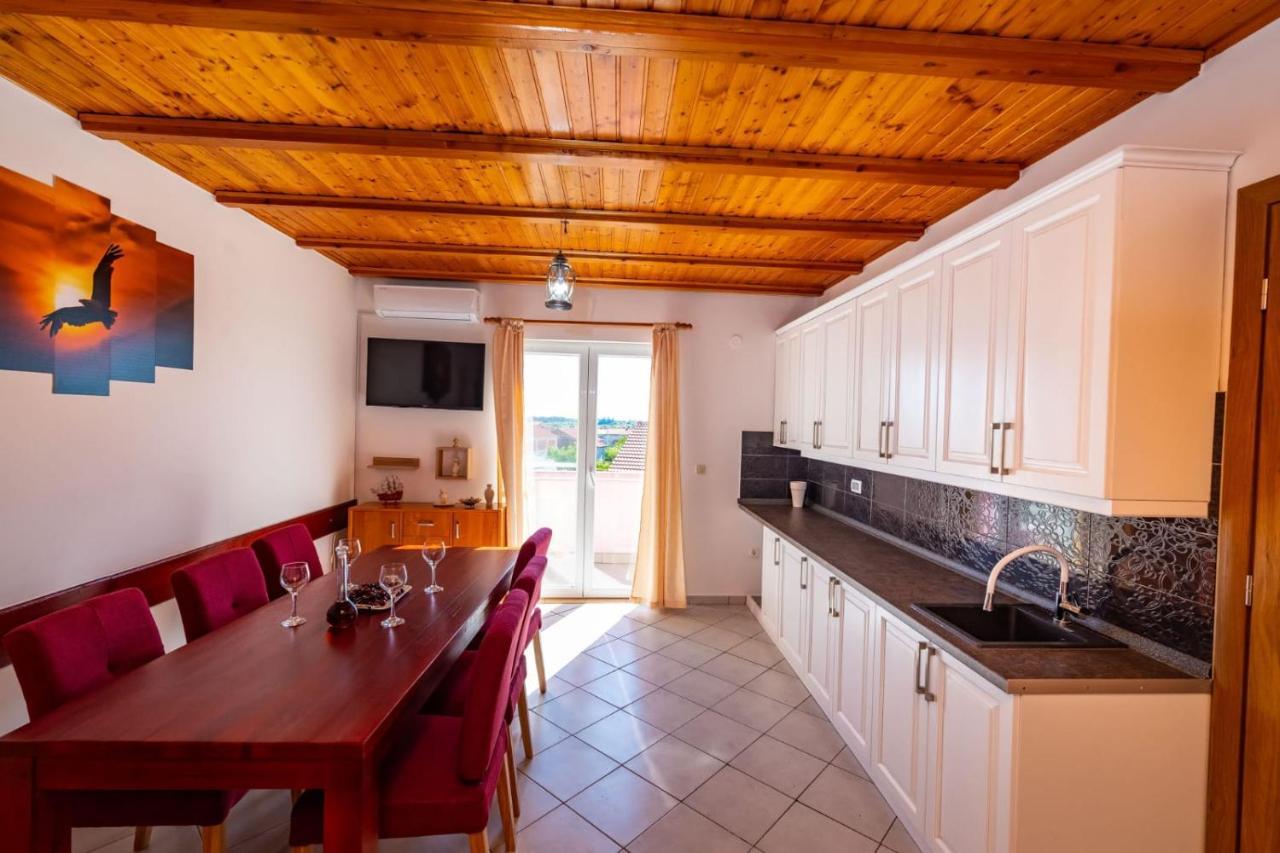 Villa Eagle Benkovac Esterno foto