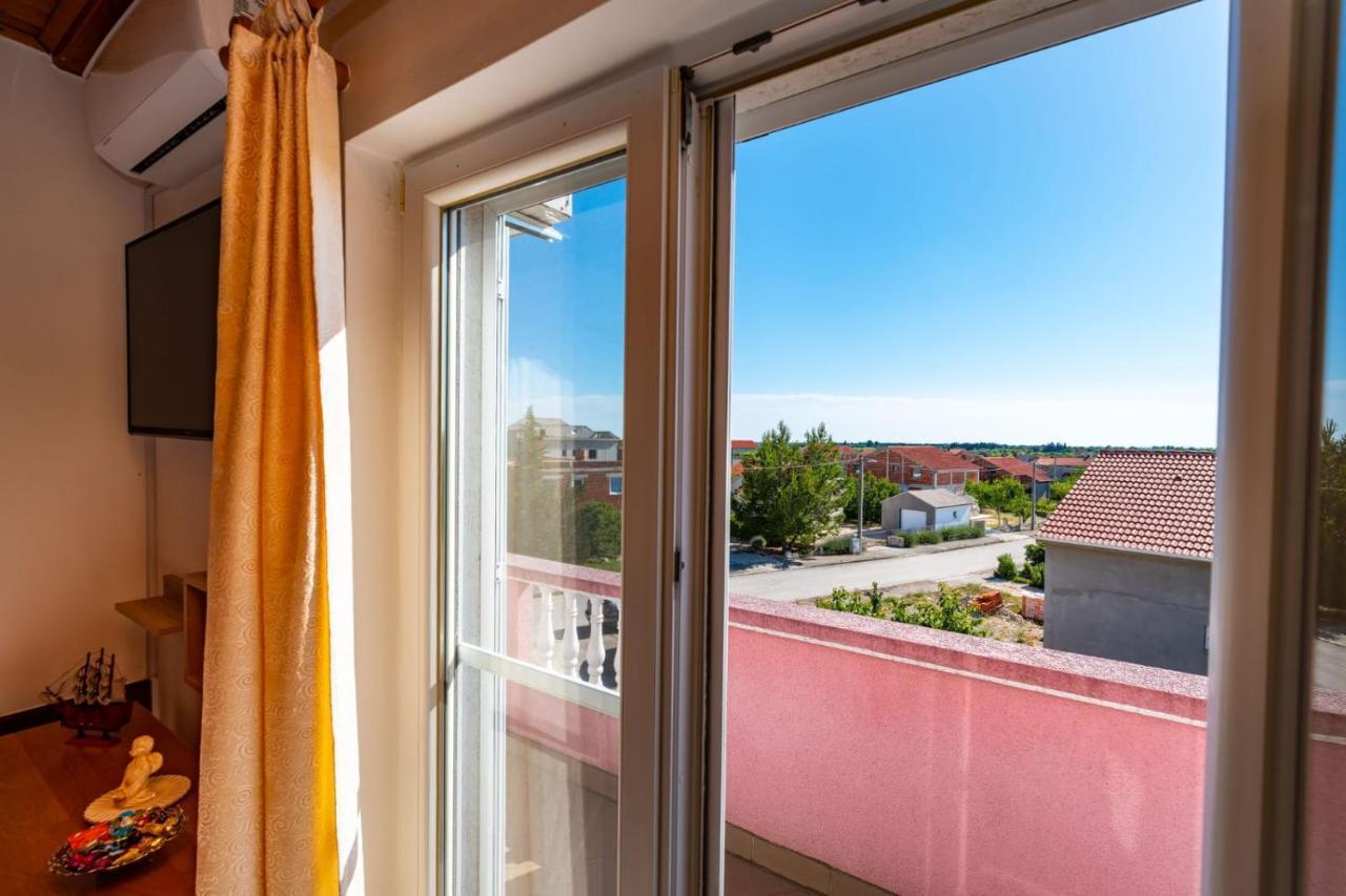 Villa Eagle Benkovac Esterno foto