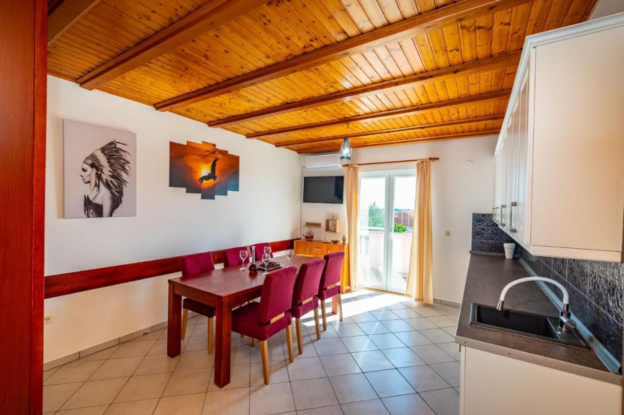 Villa Eagle Benkovac Esterno foto