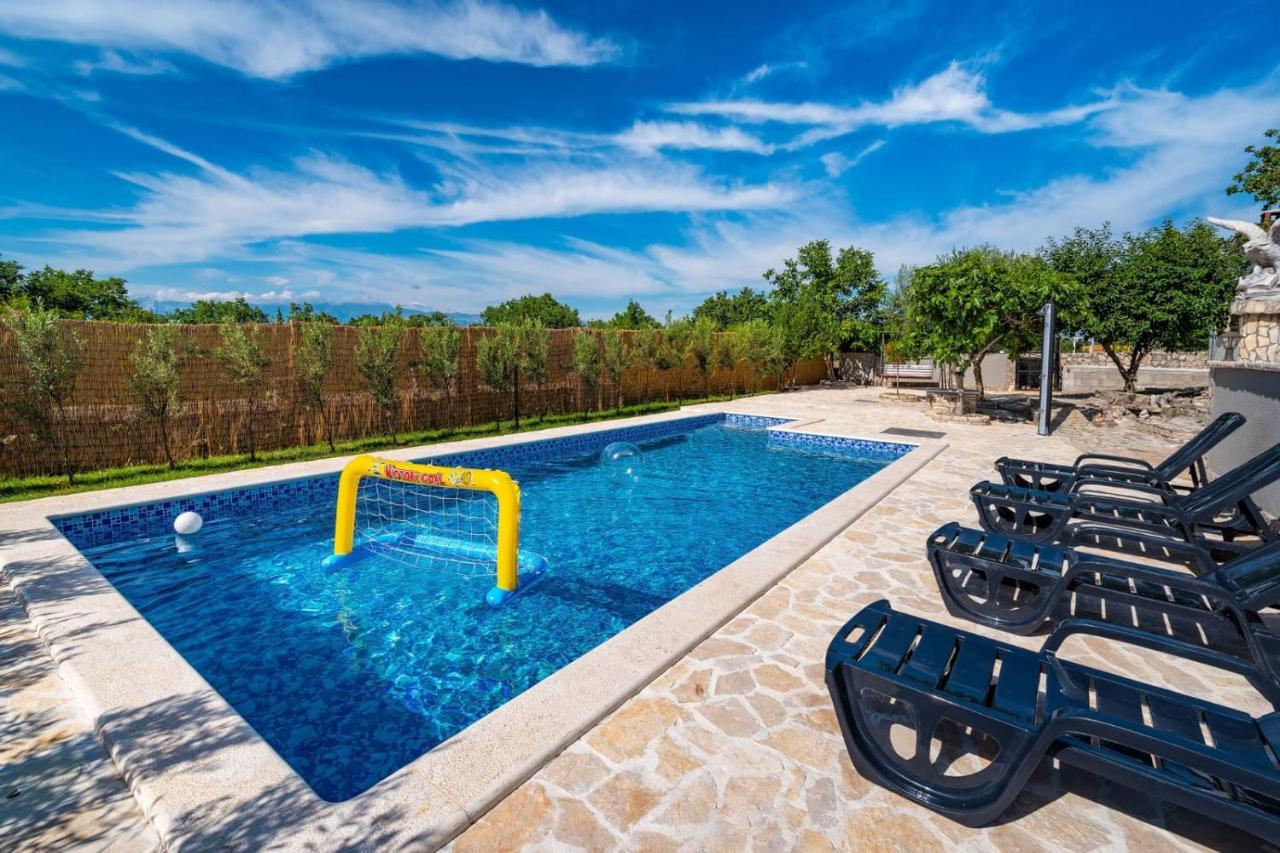 Villa Eagle Benkovac Esterno foto