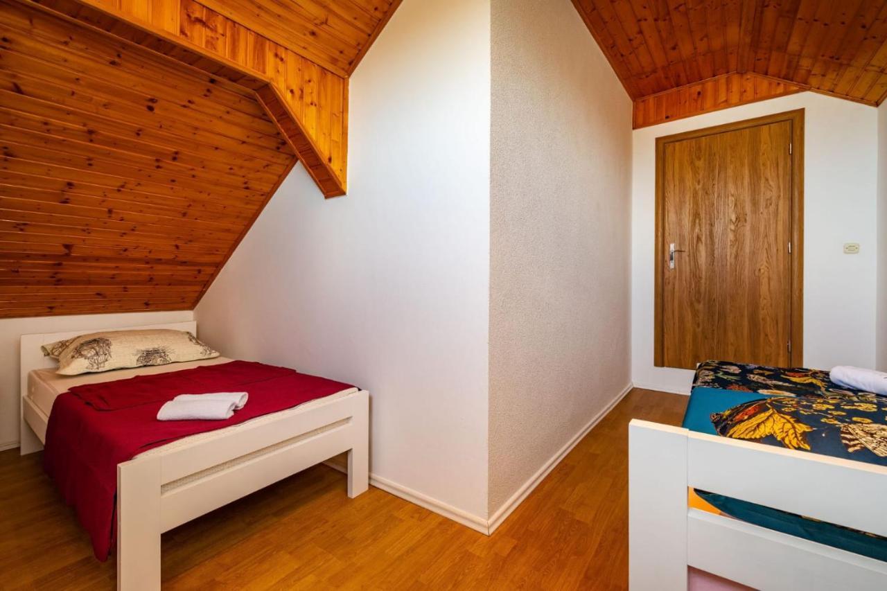 Villa Eagle Benkovac Esterno foto
