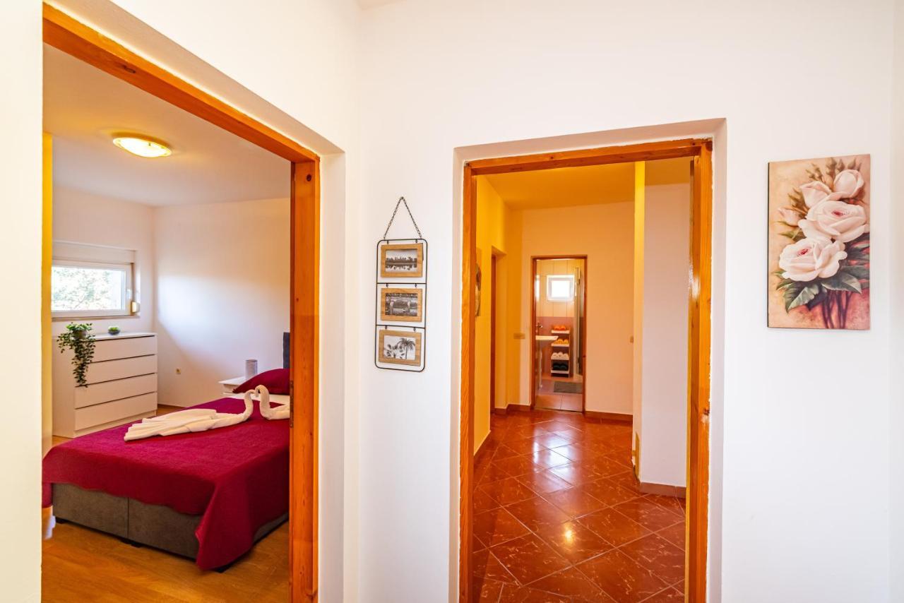 Villa Eagle Benkovac Esterno foto
